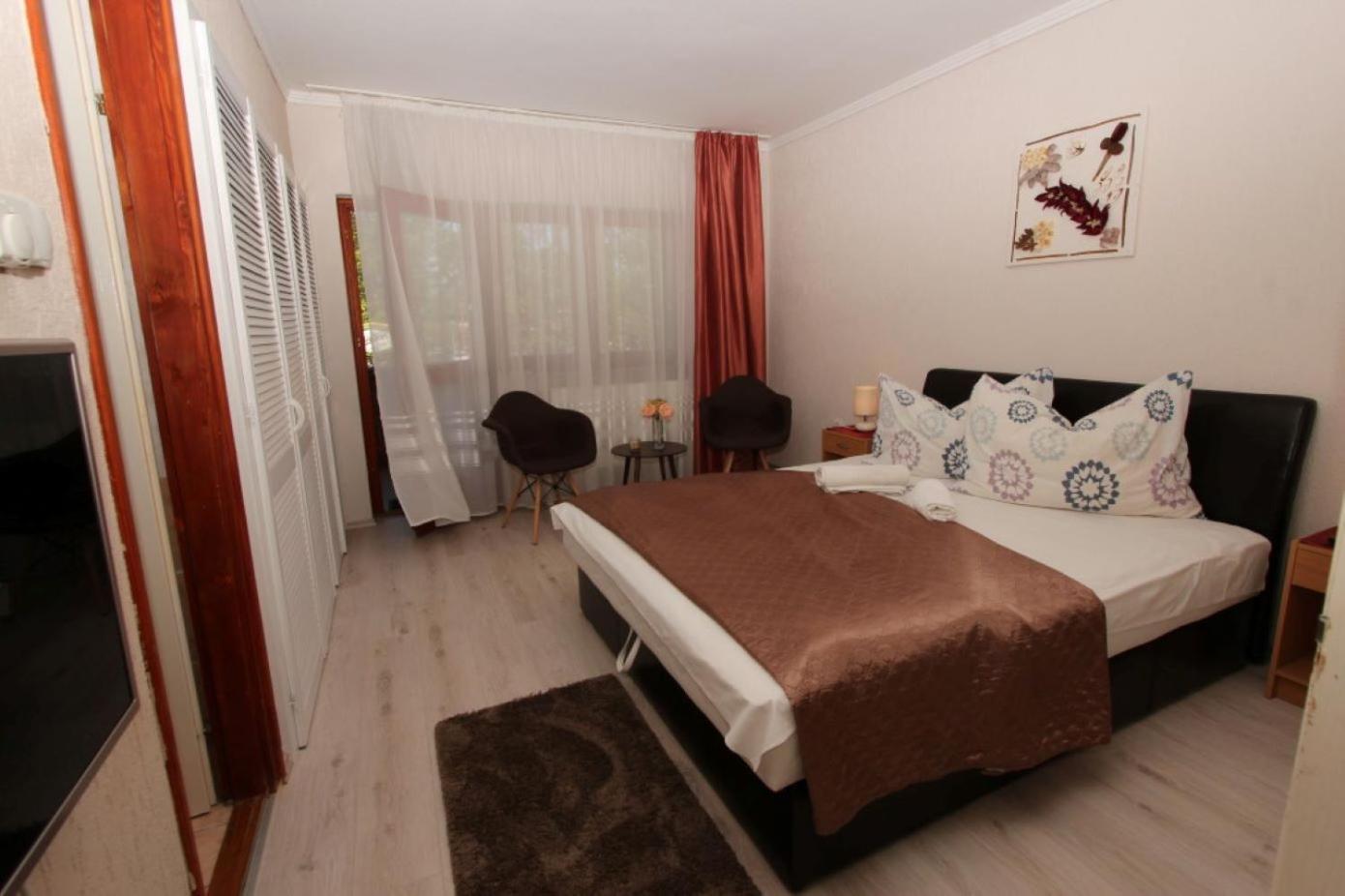 Ariel Apartmanok Siofok Exterior photo