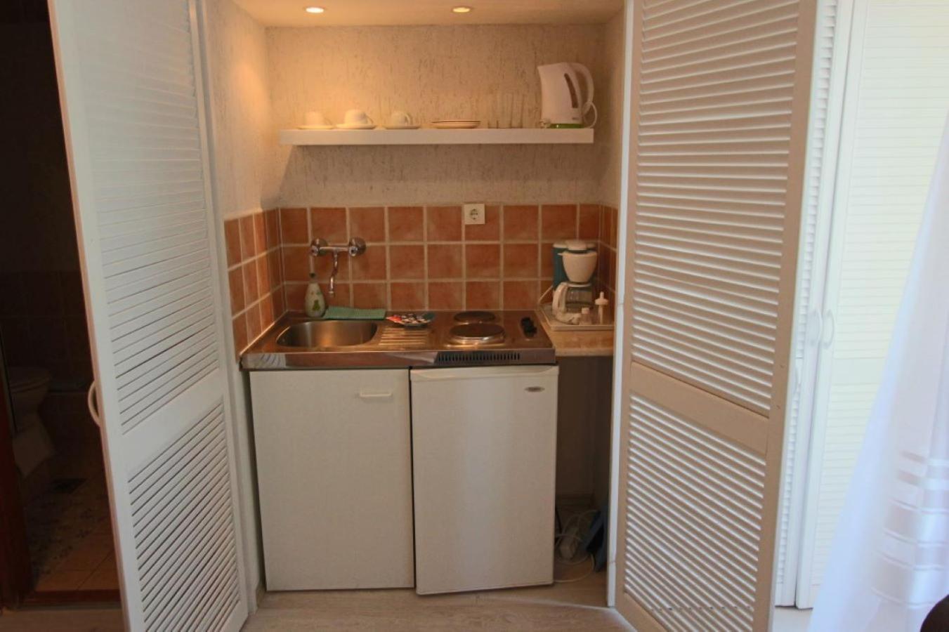 Ariel Apartmanok Siofok Exterior photo