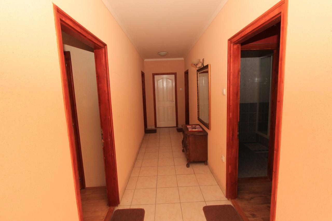Ariel Apartmanok Siofok Exterior photo